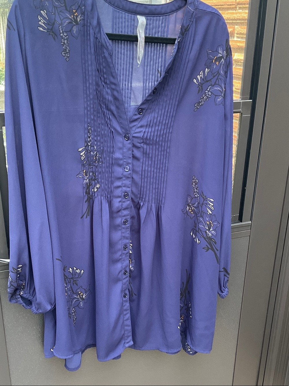 Melissa McCarthy Seven7 Purple Floral Pintuck Button-Front Blouse